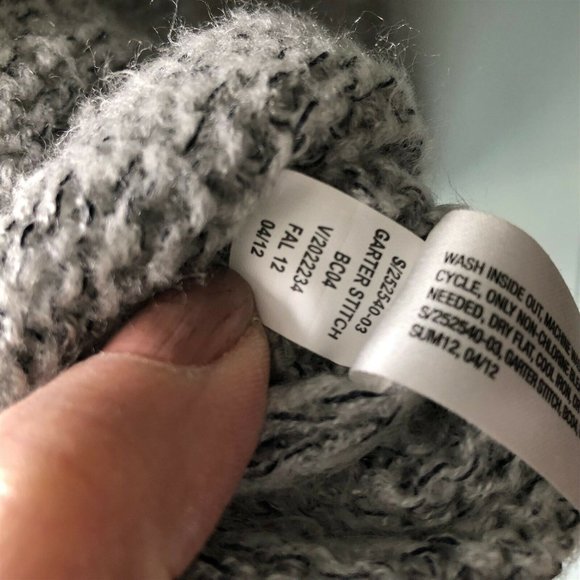 GAP Gray Heather SHORT SLEEVE SWEATER KEYHOLE TIE BACK SIZE Medium M - Picture 9 of 9